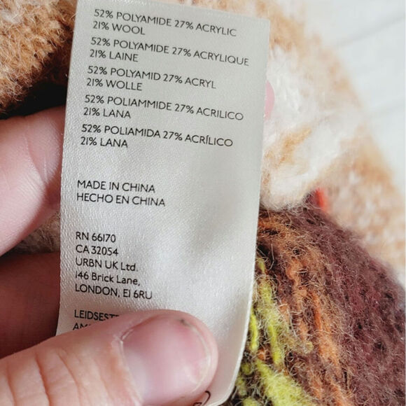 Free People Ainsley Plaid Hooded Wool Blend Poncho in Apple Cider Combo, sz S - Picture 9 of 16
